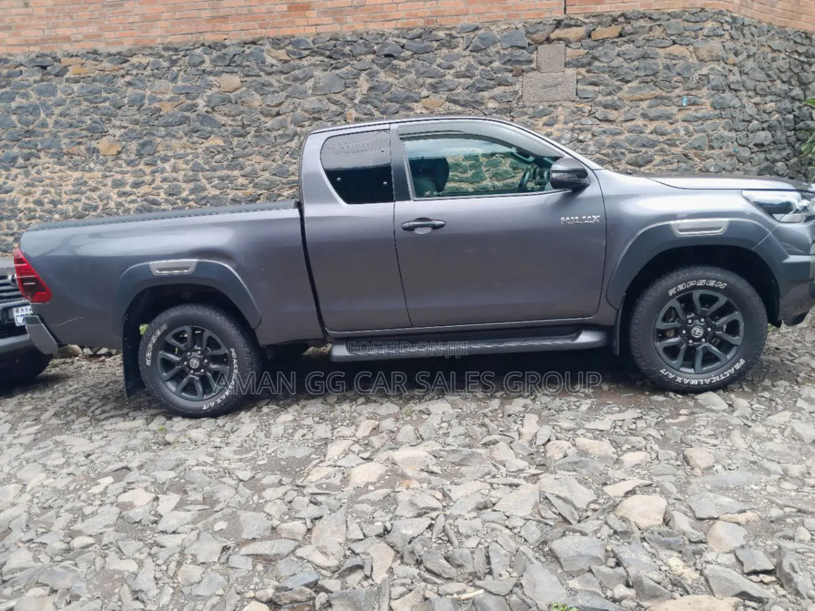Toyota Hilux 2022 Gray