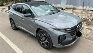 Hyundai Tucson 2022 Purple