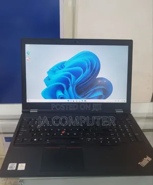 New Laptop Lenovo Thinkpad P15s 16GB Intel Core I7 SSD 256GB