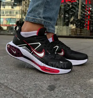  New Arrival  
 Nike Zoom Pegasus 
 Made in Vietnam