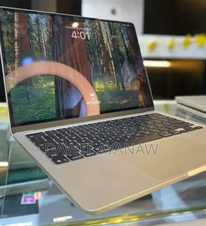 New Laptop Apple MacBook Air 2022 M2 8GB Apple M2 SSD 256GB