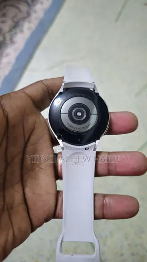 Photo - Samsung Galaxy Watch 4