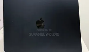 New Laptop Apple MacBook Air 2022 M2 8GB AMD A10 SSD 512GB