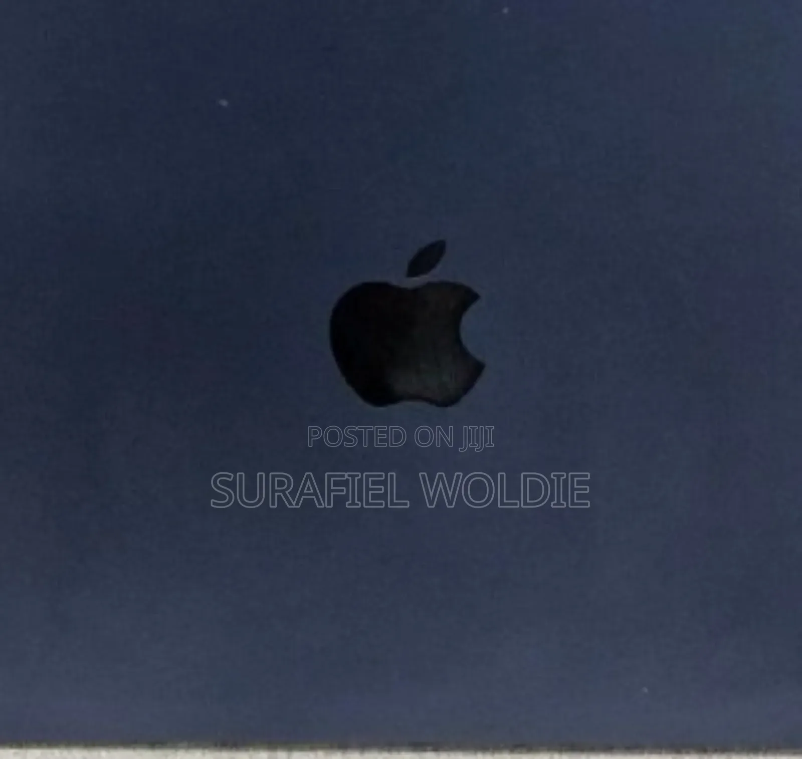 New Laptop Apple MacBook Air 2022 M2 8GB AMD A10 SSD 512GB