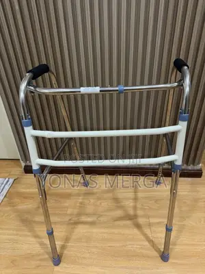 Photo - Walker邦walker//Aluminum Frame,This Walker Strikes the Perfect Balance