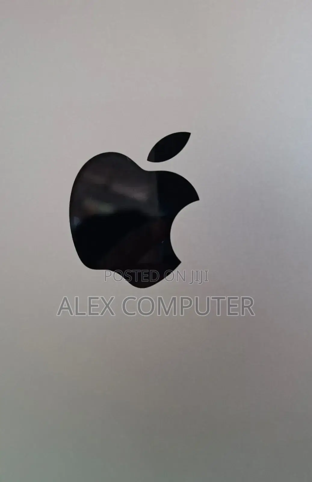 New Laptop Apple MacBook Pro M1 16GB Apple M1 Pro SSD 1T