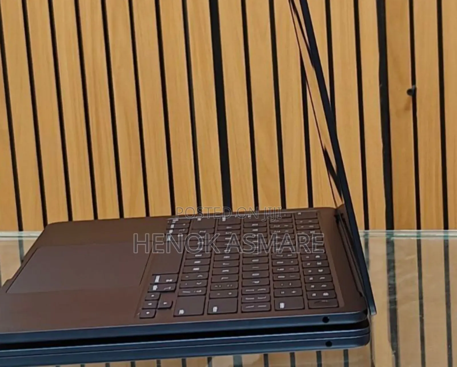 New Laptop Apple MacBook 16GB Apple M4 SSD 256GB