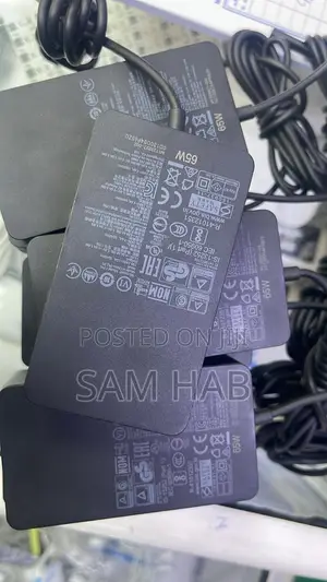 Photo - Microsoft Surface Charger 65w