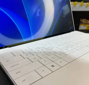 New Laptop Dell XPS 13 16GB Intel Core I7 SSD 512GB