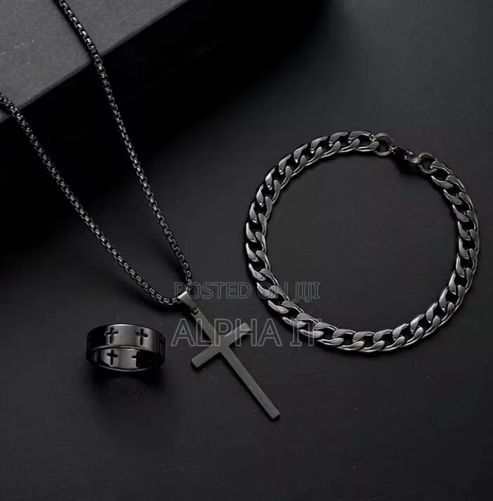 Set Stainless Steel Necklace,Ring and Bracelet