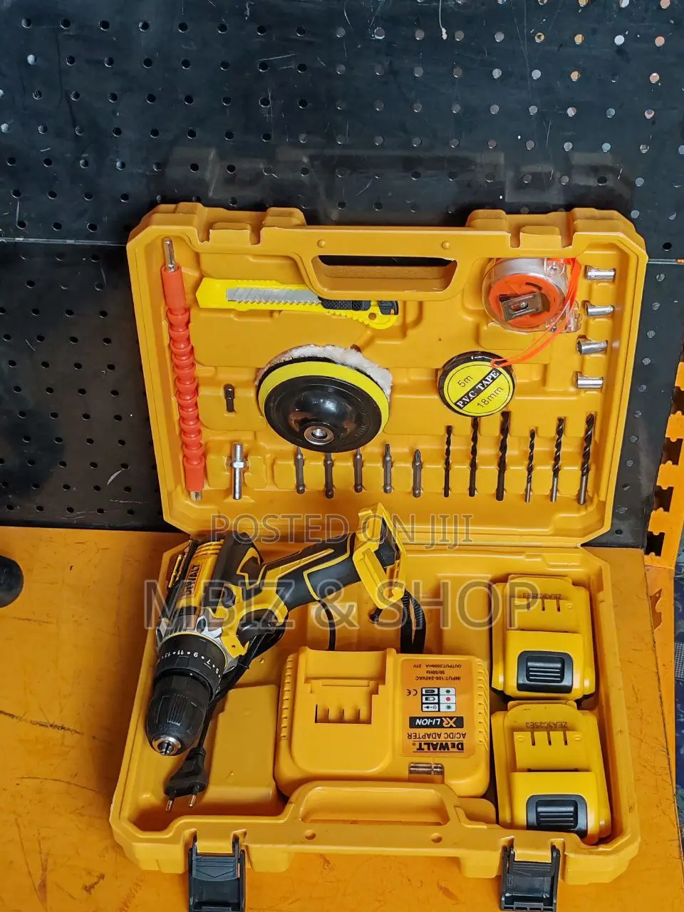 Dewalt Chargeable Drill 21v