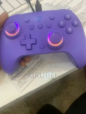 Photo - Wirless Game Controller For(Pc,Android and Nintendo )