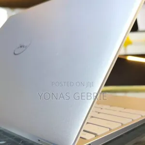 New Laptop Dell 8GB Intel Core i5 SSD 512GB