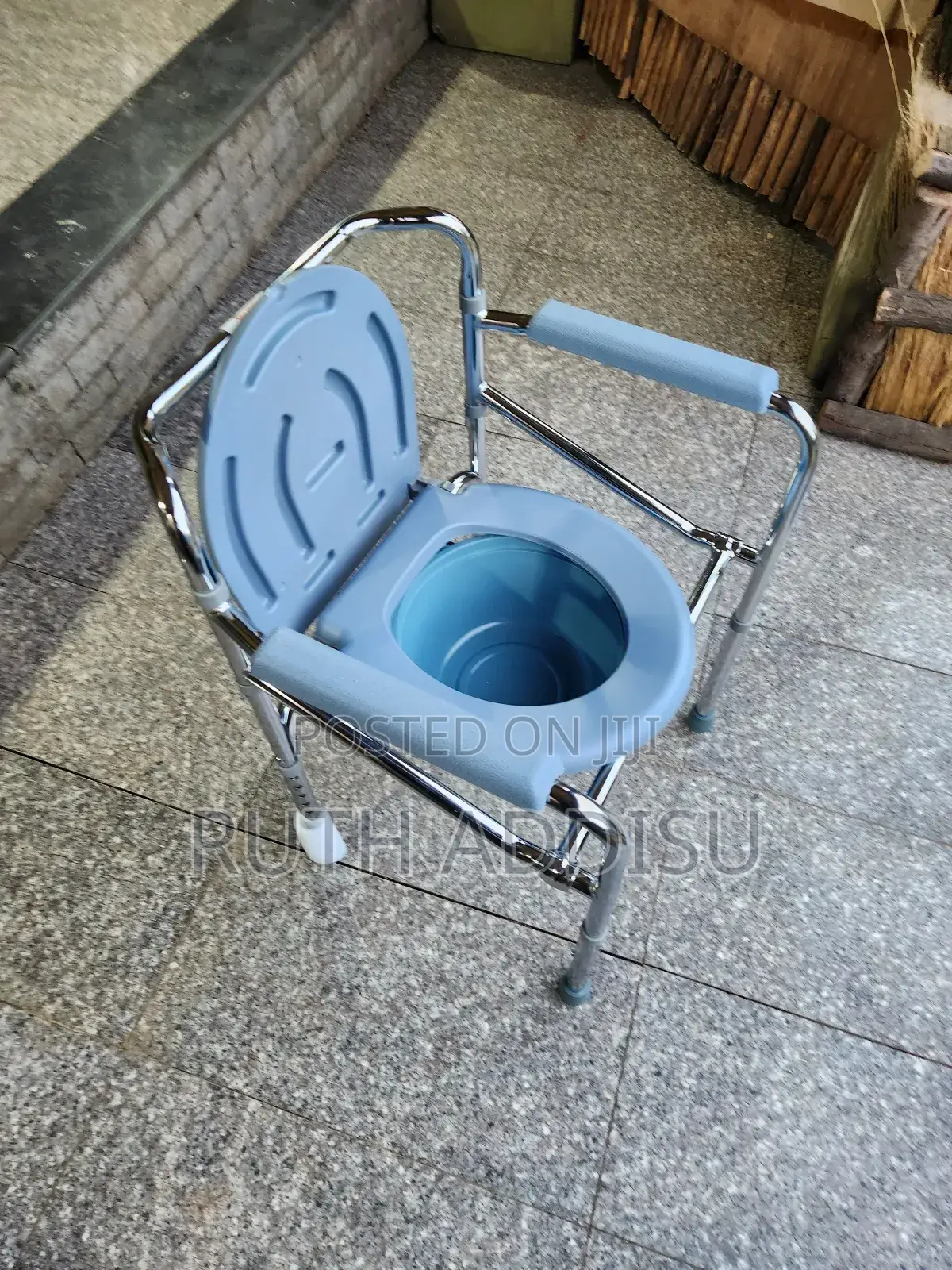 Commode Chair轟隆toilet Chair延長