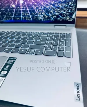 New Laptop Lenovo Yoga 7i 8GB AMD Ryzen 5 SSD 512GB