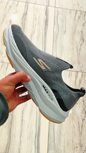 Skechers Max Run
