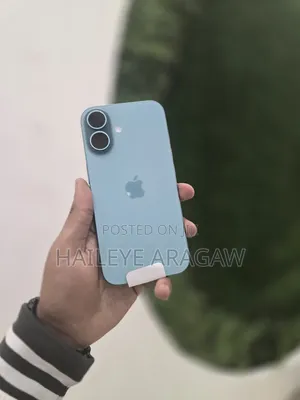 Photo - New Apple iPhone 16 128 GB Green