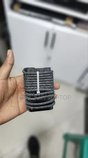 Photo - Hp 65watt Original Charger