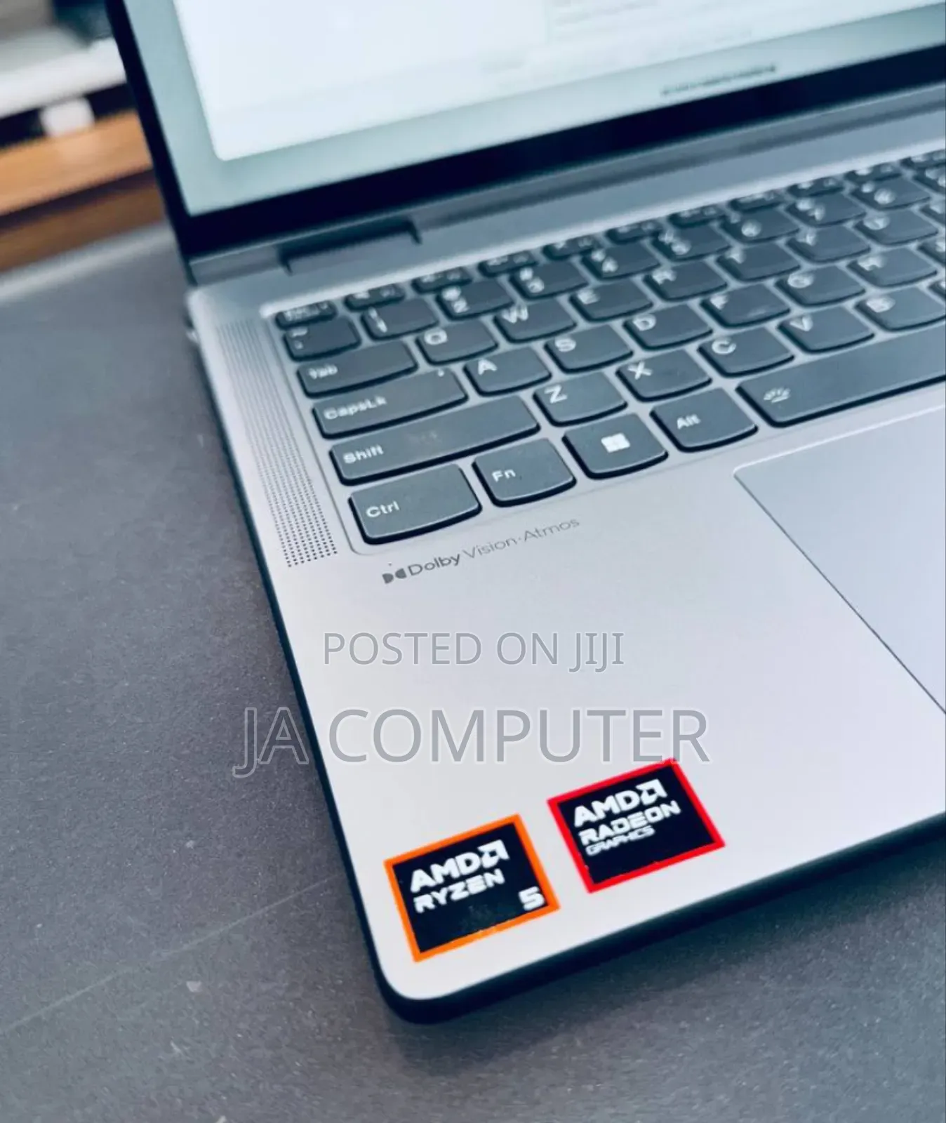 New Laptop Lenovo Yoga 7i 16GB AMD Ryzen 5 SSD 512GB