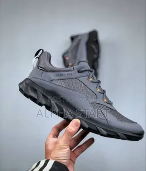 Photo - New Arrival 
 Ecco Comfort Sneakers 
 Made in Vietnam