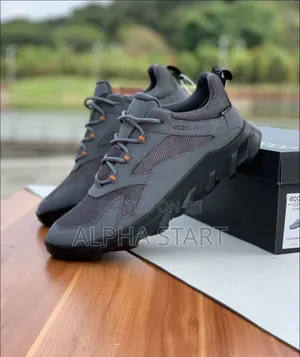 New Arrival 
 Ecco Comfort Sneakers 
 Made in Vietnam