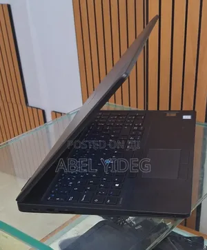 New Laptop Dell Latitude 5580 8GB Intel Core I5 SSD 256GB