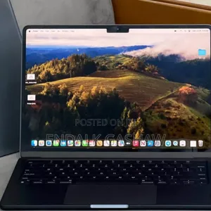 Photo - New Laptop Apple MacBook Air 2022 M2 8GB Apple M2 SSD 256GB