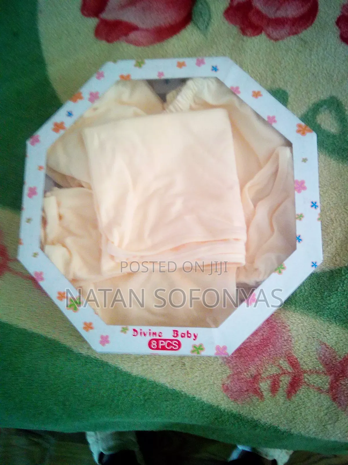 A Beautiful Clothe for Babies(8 Pcs)