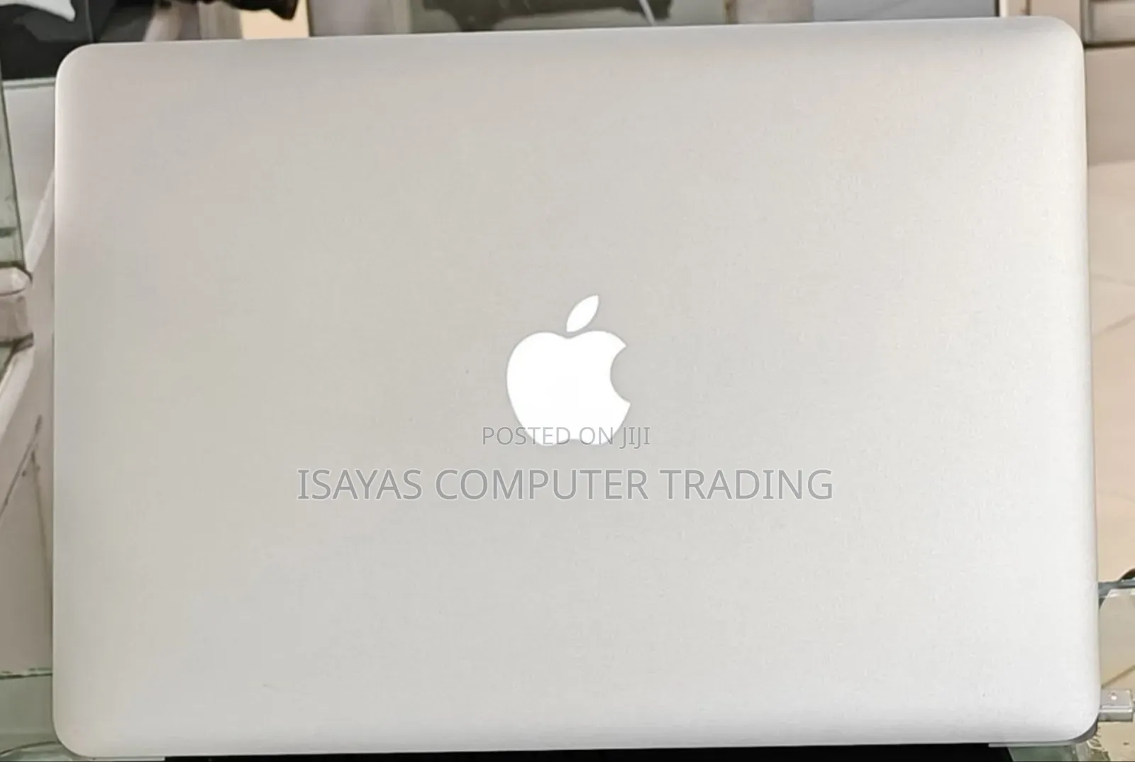 New Laptop Apple MacBook Air 2017 8GB Intel Core I5 SSD 256GB