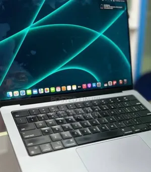 New Laptop Apple MacBook Pro M1 32GB Intel Core I5 SSHD (Hybrid) 1T