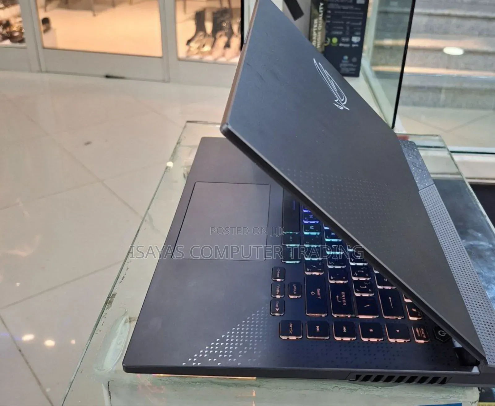 New Laptop Asus ROG Strix G15 16GB AMD Ryzen 7 SSD 1T