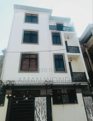 5bdrm House in Century, Akaky Kaliti for sale