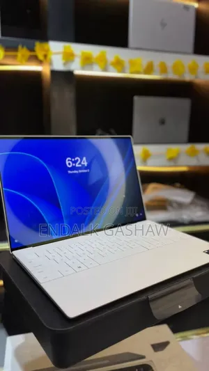 New Laptop Dell XPS 15 16GB Intel Core I7 SSD 512GB