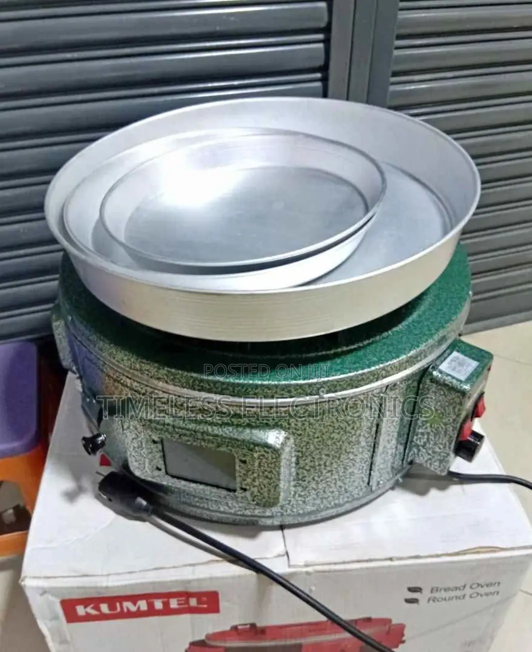  Kumtel Round Oven – Perfect for Baking Roasting! 