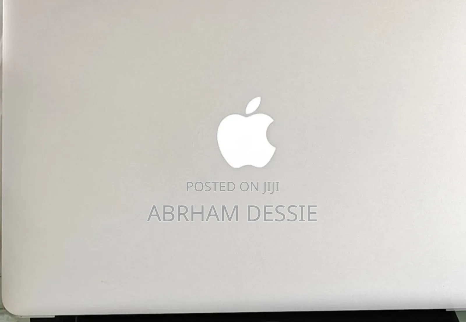 New Laptop Apple MacBook Air 2017 8GB Intel Core I5 SSD 256GB