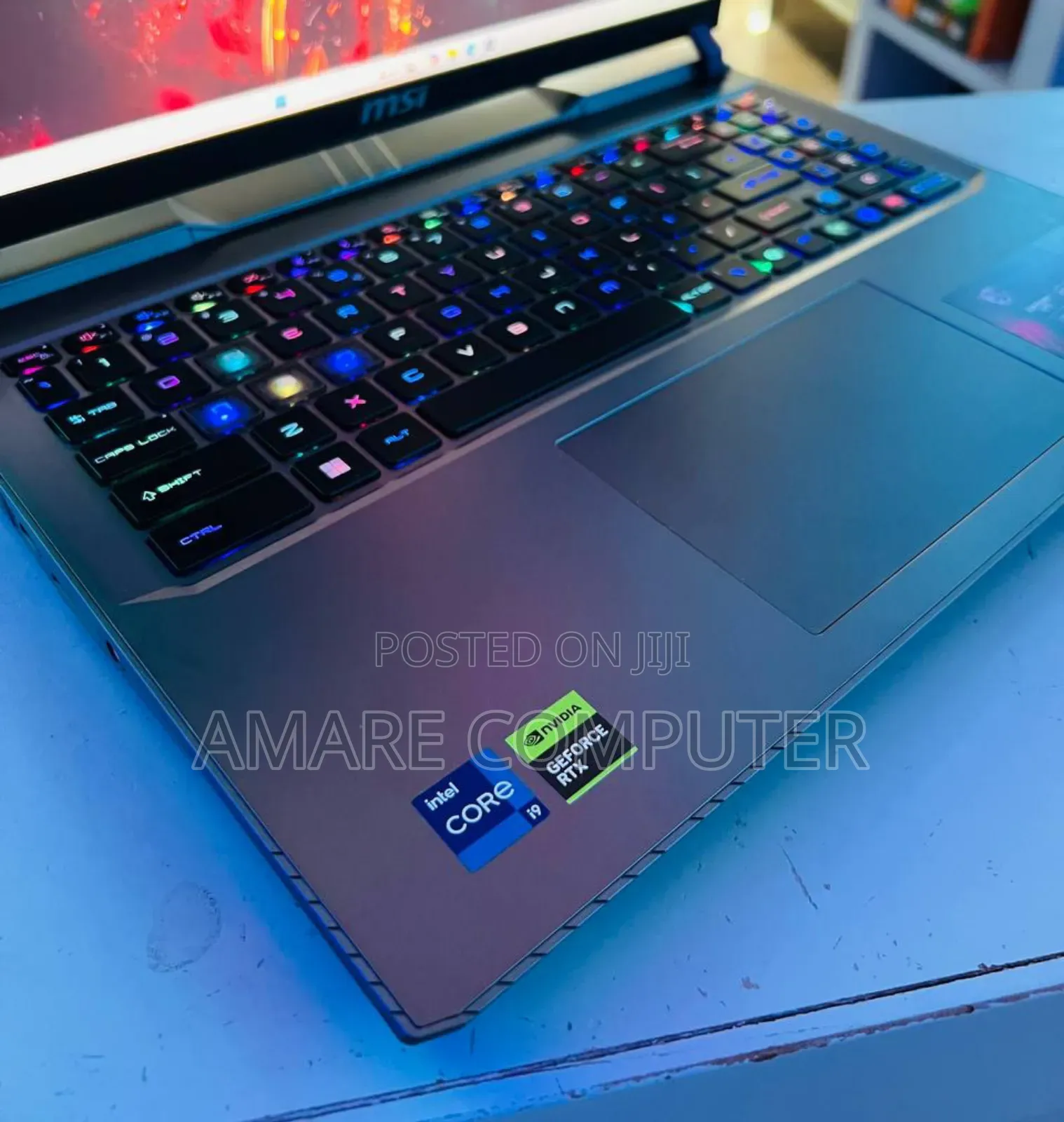 New Laptop MSI Vector 16 HX AI A2XWIG 16GB Intel Core I9 SSD 1T