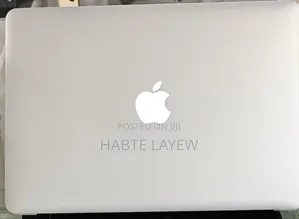 New Laptop Apple MacBook Air 2017 8GB Intel Core I5 SSD 256GB