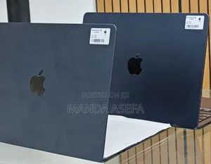 New Laptop Apple MacBook Air 2024 M3 13-Inch 16GB Apple M3 SSD 256GB