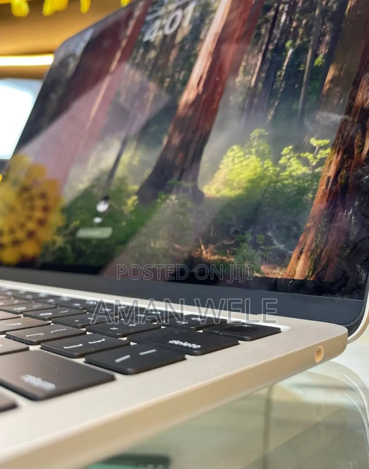 New Laptop Apple MacBook Air 2022 M2 8GB Apple M2 SSD 256GB