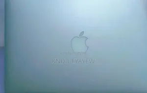 New Laptop Apple MacBook Pro 2017 8GB Intel Core I7 SSD 128GB