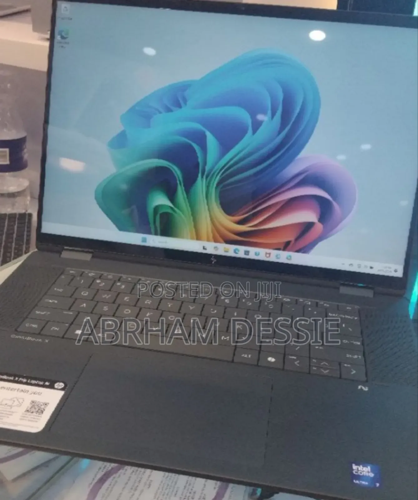 New Laptop HP OmniBook X Flip 14" 16GB Intel Core Ultra 7 SSD 1T