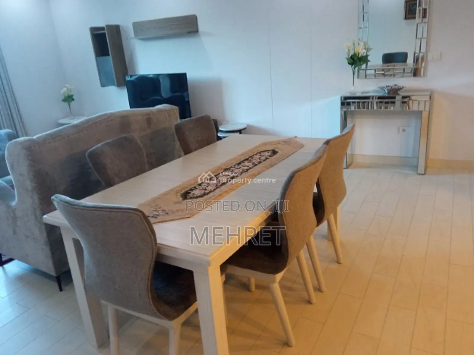 1bdrm Apartment in ጃምቦ, Arada for sale