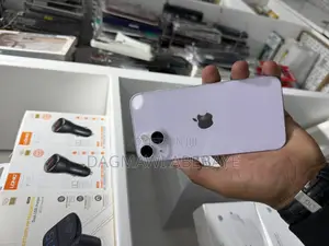 Photo - Apple iPhone 14 128 GB Purple