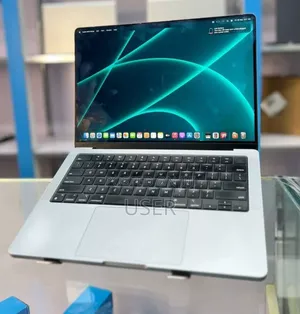 New Laptop Apple MacBook Pro M1 32GB Intel Core I5 SSD 1T