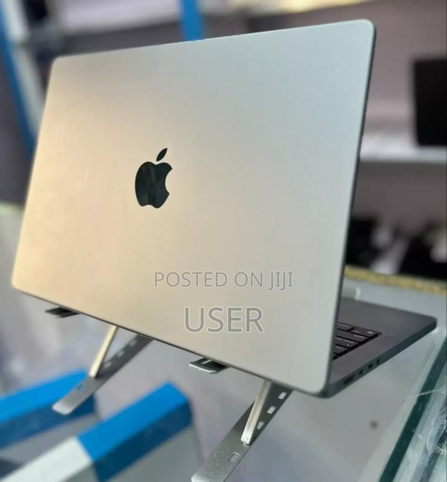 New Laptop Apple MacBook Pro M1 32GB Intel Core I5 SSD 1T