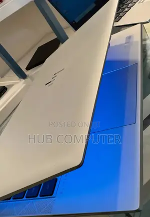 New Laptop HP EliteBook 840 G8 16GB Intel Core I5 SSD 512GB