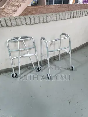 Foldable Walker寄生medical Walker軍人safe and Strong Almunium Walker New