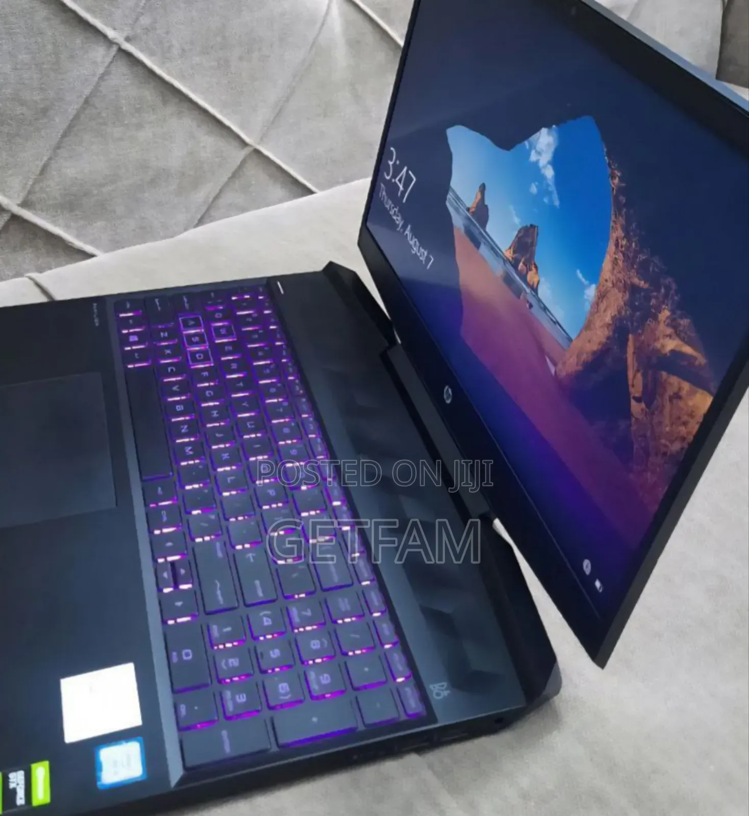 New Laptop HP Pavilion 15 8GB Intel Core I5 SSD 256GB