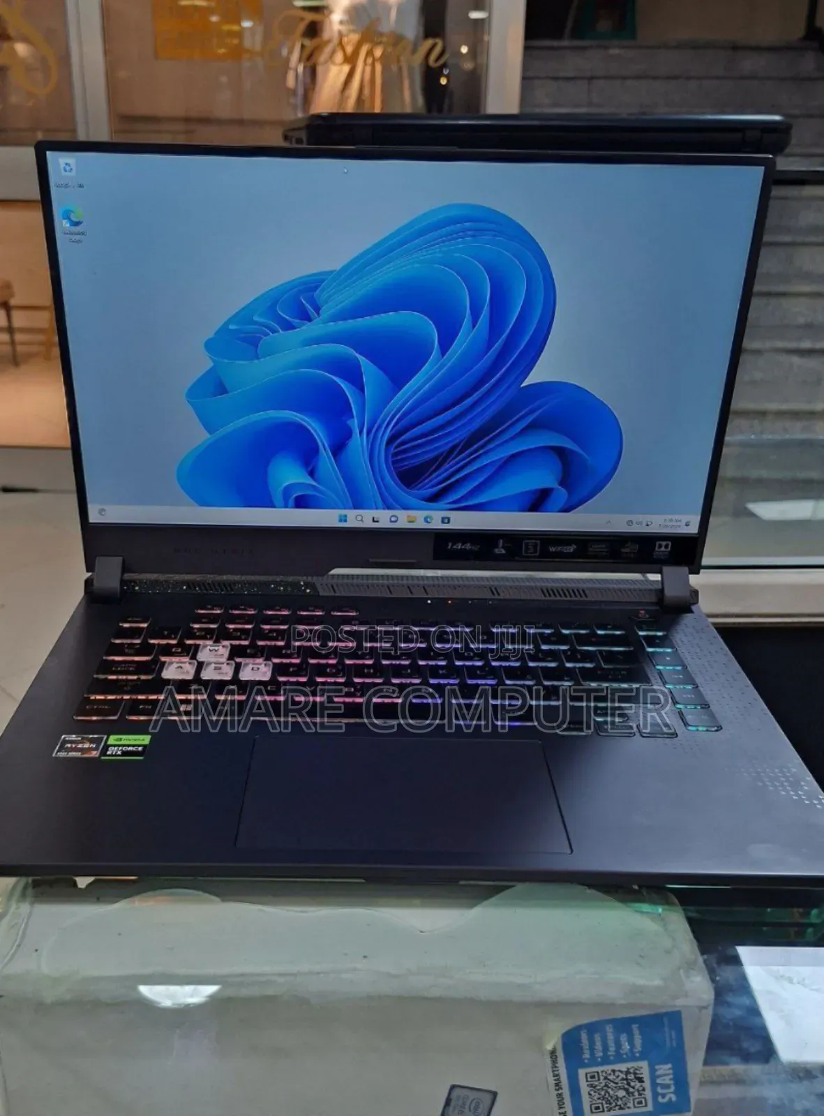 New Laptop Asus 16GB AMD Ryzen 7 SSD 1T