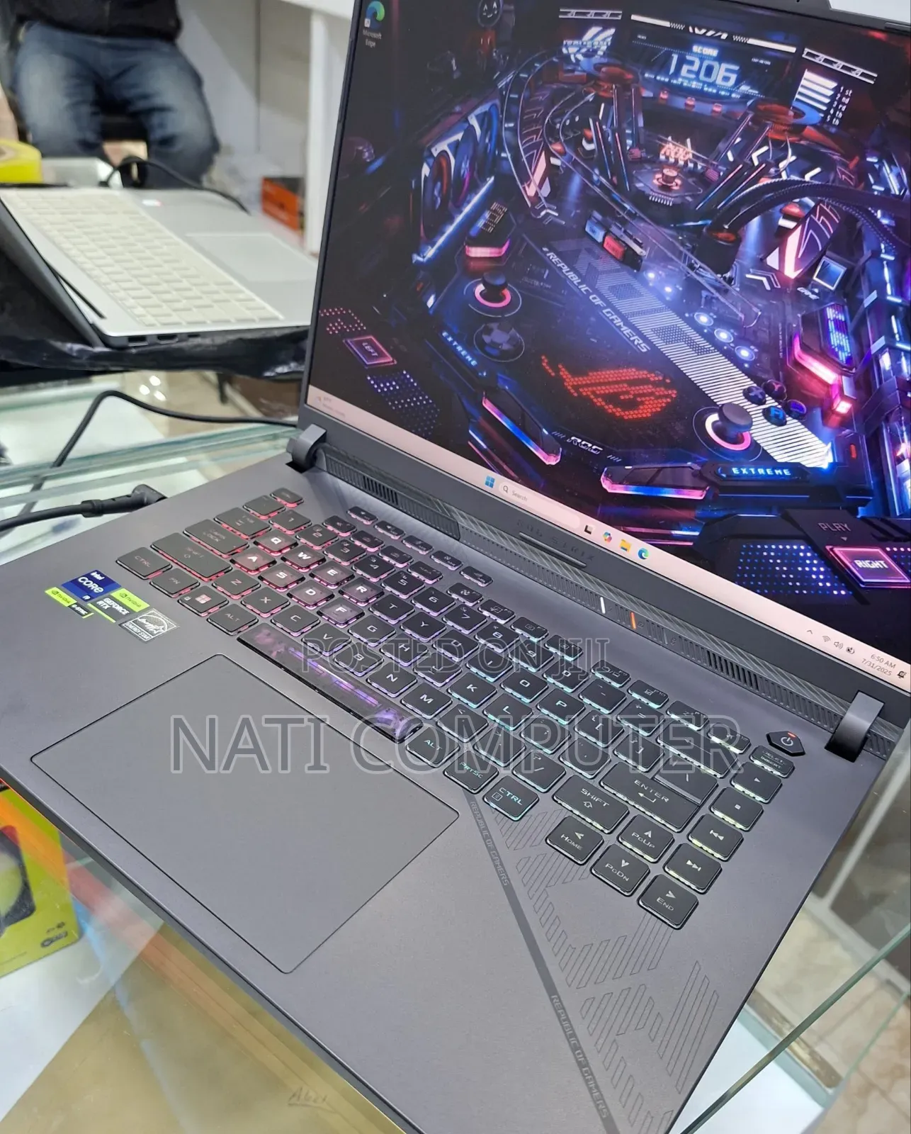 New Laptop Asus ROG Strix G15 32GB Intel Core I9 SSD 1T